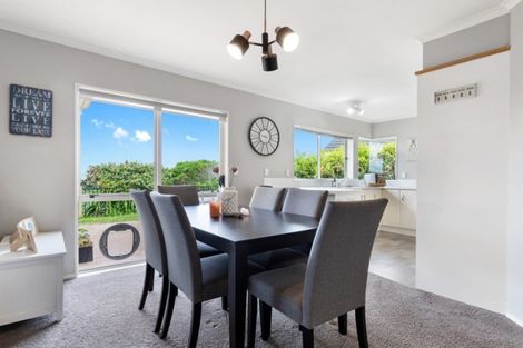 Photo of property in 211 Mountain View Drive, Te Awamutu, 3800