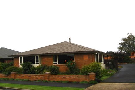 Photo of property in 12 Silverstream Drive, Mosgiel, 9024