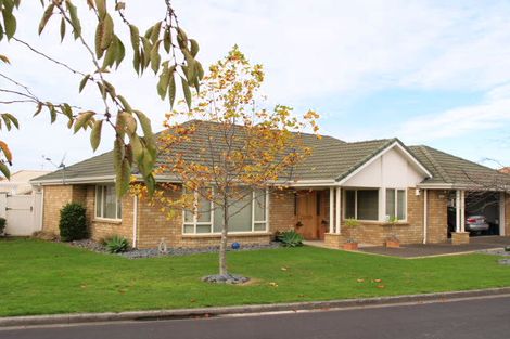 Photo of property in 3 Uldale Place, Northpark, Auckland, 2013