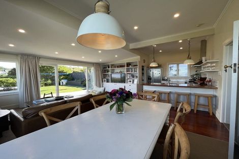 Photo of property in 78 Moana Road, Kelburn, Wellington, 6012