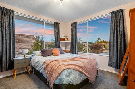 Photo of property in 56 Effingham Street, North New Brighton, Christchurch, 8083