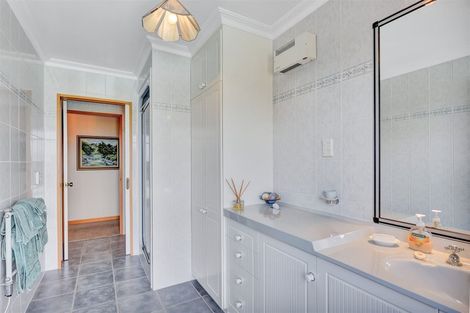 Photo of property in 11 Richardson Street, Britannia Heights, Nelson, 7010