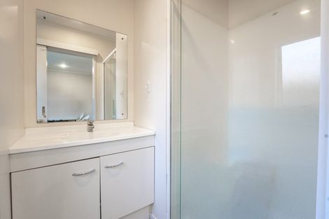 Photo of property in 4 Margarita Rise, Pukekohe, 2120