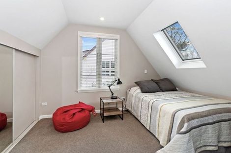 Photo of property in 8 Dunrobin Place, Avonhead, Christchurch, 8042