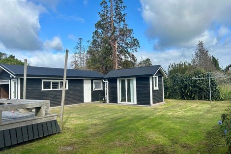 Photo of property in 36 Shoemaker Road, Waipu, 0510