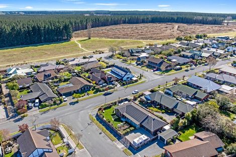 Photo of property in 150 Royal Park Drive, Parklands, Christchurch, 8083