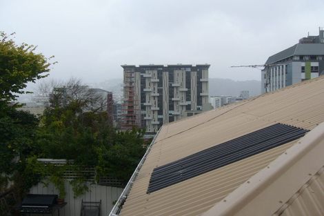 Photo of property in 26 Macdonald Crescent, Te Aro, Wellington, 6011