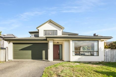 Photo of property in 9 Aspiring Terrace, Aotea, Porirua, 5024