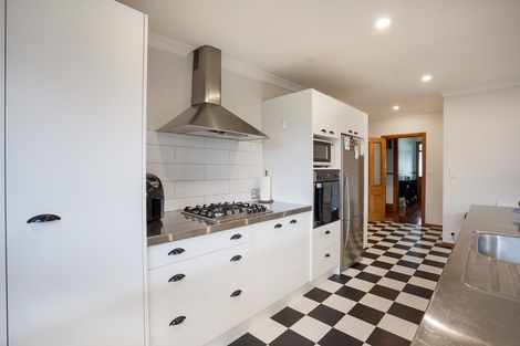 Photo of property in 36 Knowles Street, Terrace End, Palmerston North, 4410