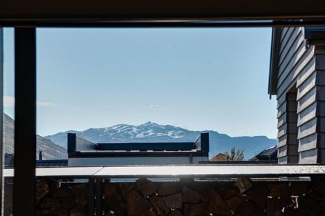 Photo of property in 10 Fife Court, Jacks Point, Queenstown, 9371