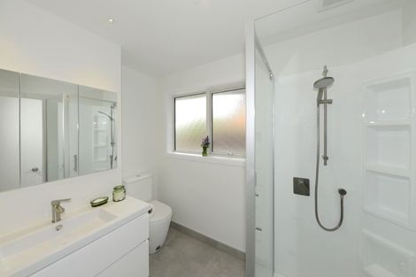 Photo of property in 2/11 Ludecke Place, Sockburn, Christchurch, 8042