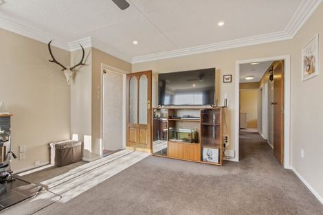 Photo of property in 11 Nevis Crescent, Grasmere, Invercargill, 9810