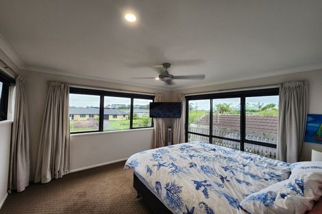 Photo of property in 5 Goble Road, Clarks Beach, Pukekohe, 2679