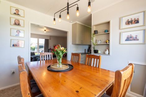 Photo of property in 25 Victoria Avenue, Dannevirke, 4930