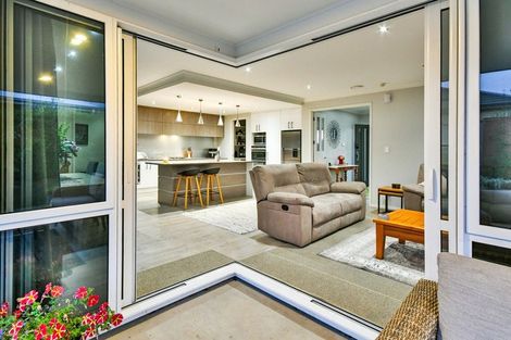 Photo of property in 126 Hillpark Drive, Pokeno, 2402