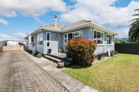 Photo of property in 69 Beach Road, Katikati, 3129