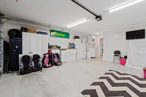 Photo of property in 7 Crabbe Place, Cromwell, 9310