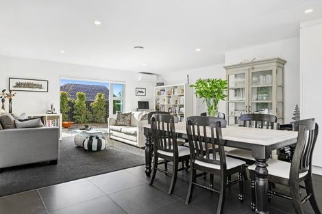 Photo of property in 5 Neill Boak Place, Beachlands, Auckland, 2018