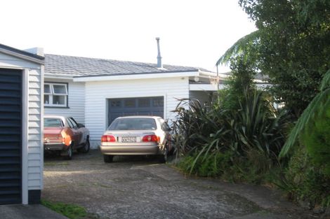 Photo of property in 17 Bedford Grove, Kelson, Lower Hutt, 5010