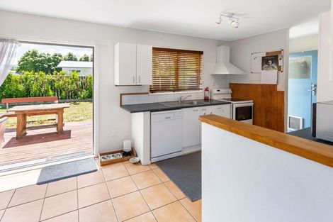 Photo of property in 16 Baillie Crescent, Carterton, 5713