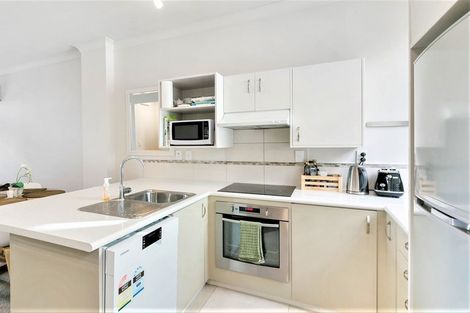 Photo of property in 42 Pipitea Street, Thorndon, Wellington, 6011