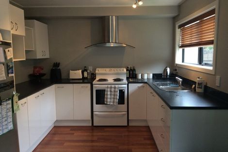 Photo of property in 6a Watts Road, Fernhill, Queenstown, 9300