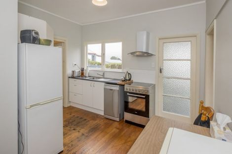 Photo of property in 47 Bluegum Road, Paraparaumu Beach, Paraparaumu, 5032