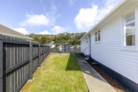 Photo of property in 61 Parsons Street, Frankleigh Park, New Plymouth, 4310