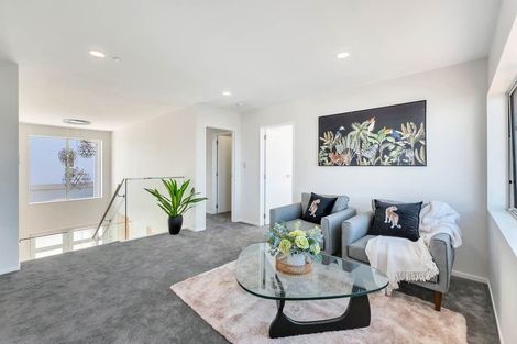 Photo of property in 116b Hepburn Road, Glendene, Auckland, 0602