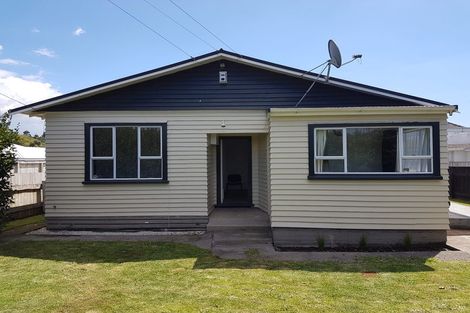 Photo of property in 90 Smart Road, Glen Avon, New Plymouth, 4312