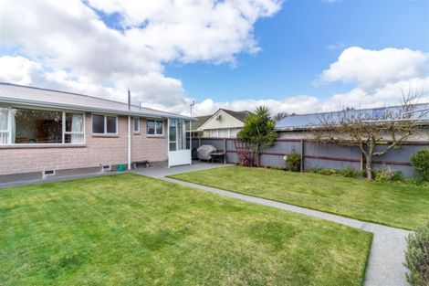 Photo of property in 8 Carbine Place, Sockburn, Christchurch, 8042