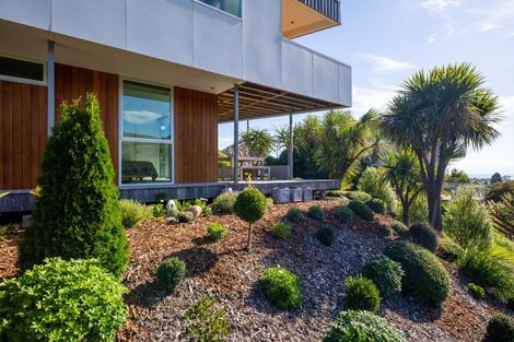 Photo of property in 33 Highview Drive, Wakatu, Nelson, 7011