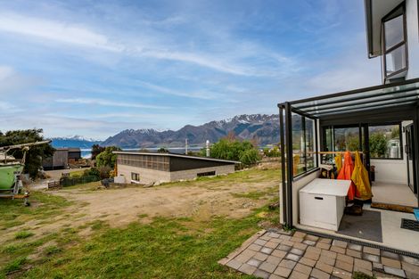 Photo of property in 217 Lakeview Terrace, Lake Hawea, Wanaka, 9382