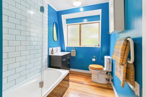 Photo of property in 79a Churton Drive, Churton Park, Wellington, 6037