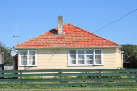 Photo of property in 34 Norbiton Road, Foxton, 4814