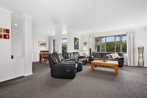 Photo of property in 31 Leet Crescent, Papamoa Beach, Papamoa, 3118