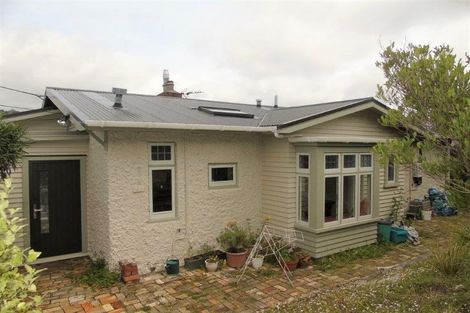 Photo of property in 12 Harland Street, Brooklyn, Wellington, 6021