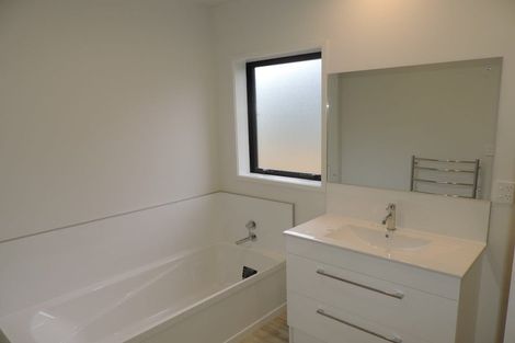 Photo of property in 8 Guy King Place, Huntly, 3700