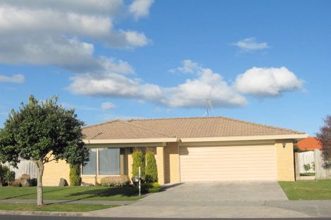 Photo of property in 76 Pacific View Road, Papamoa Beach, Papamoa, 3118