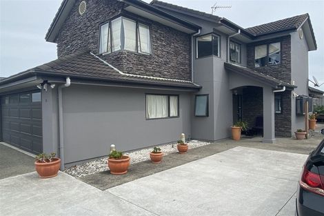 Photo of property in 15 Andover Way, Goodwood Heights, Auckland, 2105