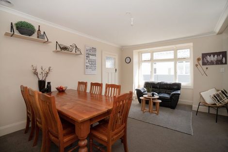 Photo of property in 21 Burns Avenue, Takaro, Palmerston North, 4412