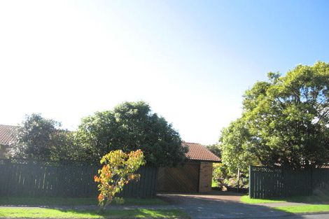 Photo of property in 39 Charles Dickens Drive, Mellons Bay, Auckland, 2014