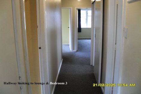 Photo of property in 3-3a Queenwood Road, Levin, 5510