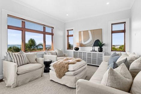 Photo of property in 26 Thompson Road, Bluff Hill, Napier, 4110