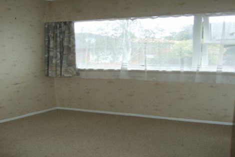 Photo of property in 125 Te Atatu Road, Te Atatu South, Auckland, 0610