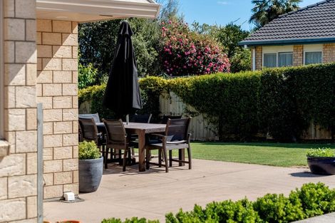 Photo of property in 17 Arrowfield Drive, Pyes Pa, Tauranga, 3112