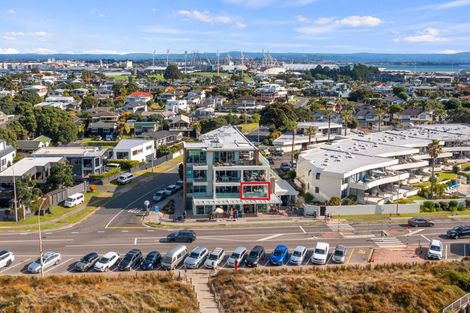Photo of property in 1/154 Marine Parade, Mount Maunganui, 3116