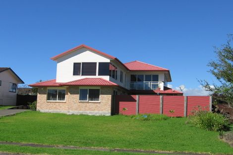 Photo of property in 21 Sheralee Place, Bucklands Beach, Auckland, 2014