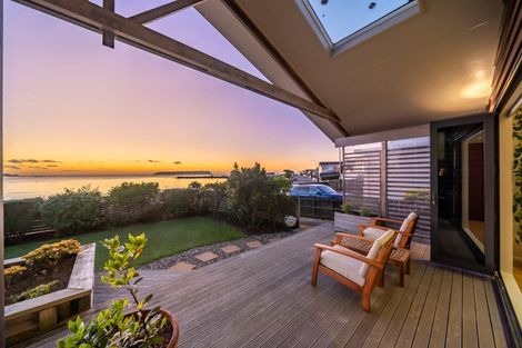 Photo of property in 43 Moana Road, Plimmerton, Porirua, 5026