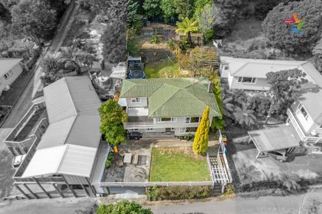 Photo of property in 19 Thomas Street, Stokes Valley, Lower Hutt, 5019